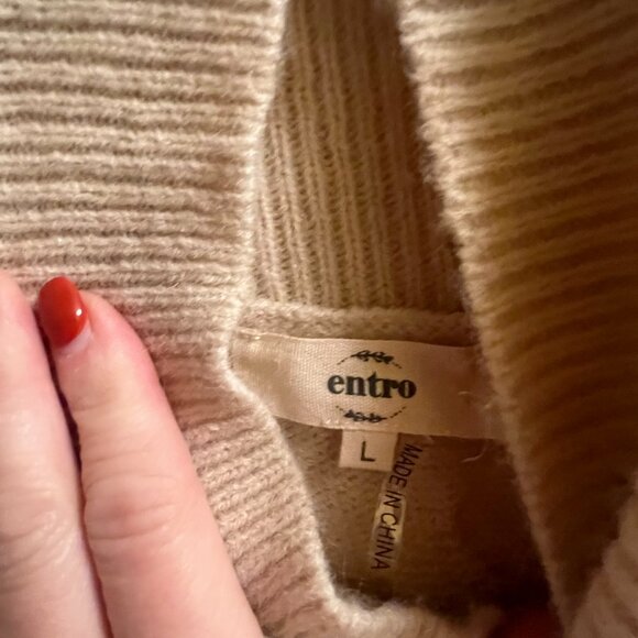 Entro Cream Ruffle Sleeve Cable Knit Sleeveless Turtleneck Sweater SZ L - Picture 3 of 3